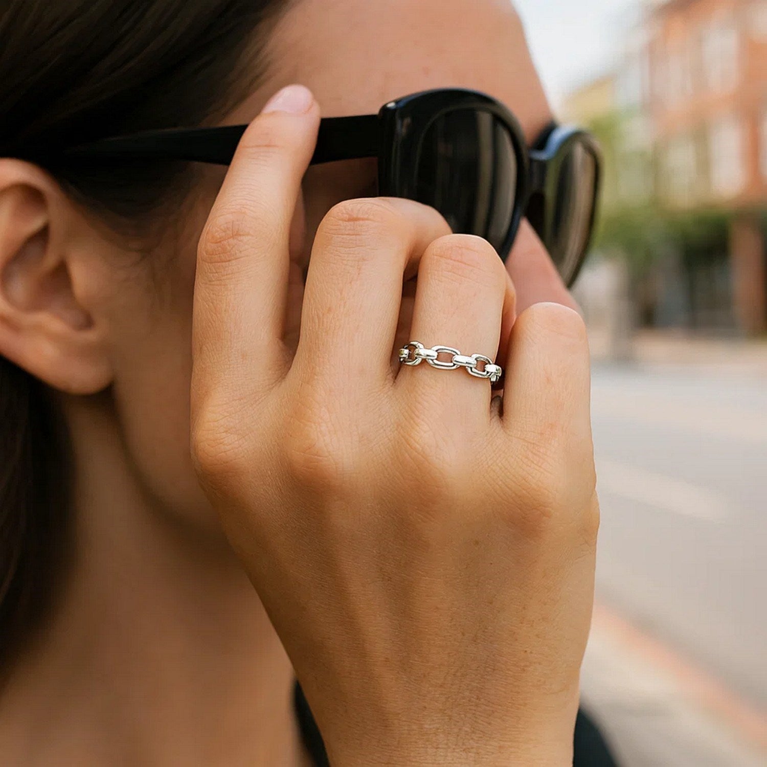 14K White Gold Oval Links Stackable Ring